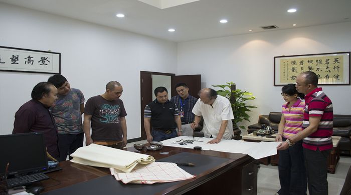 张剑岑先生为PP视讯题词“厚路”、“今生现代 PP视讯”